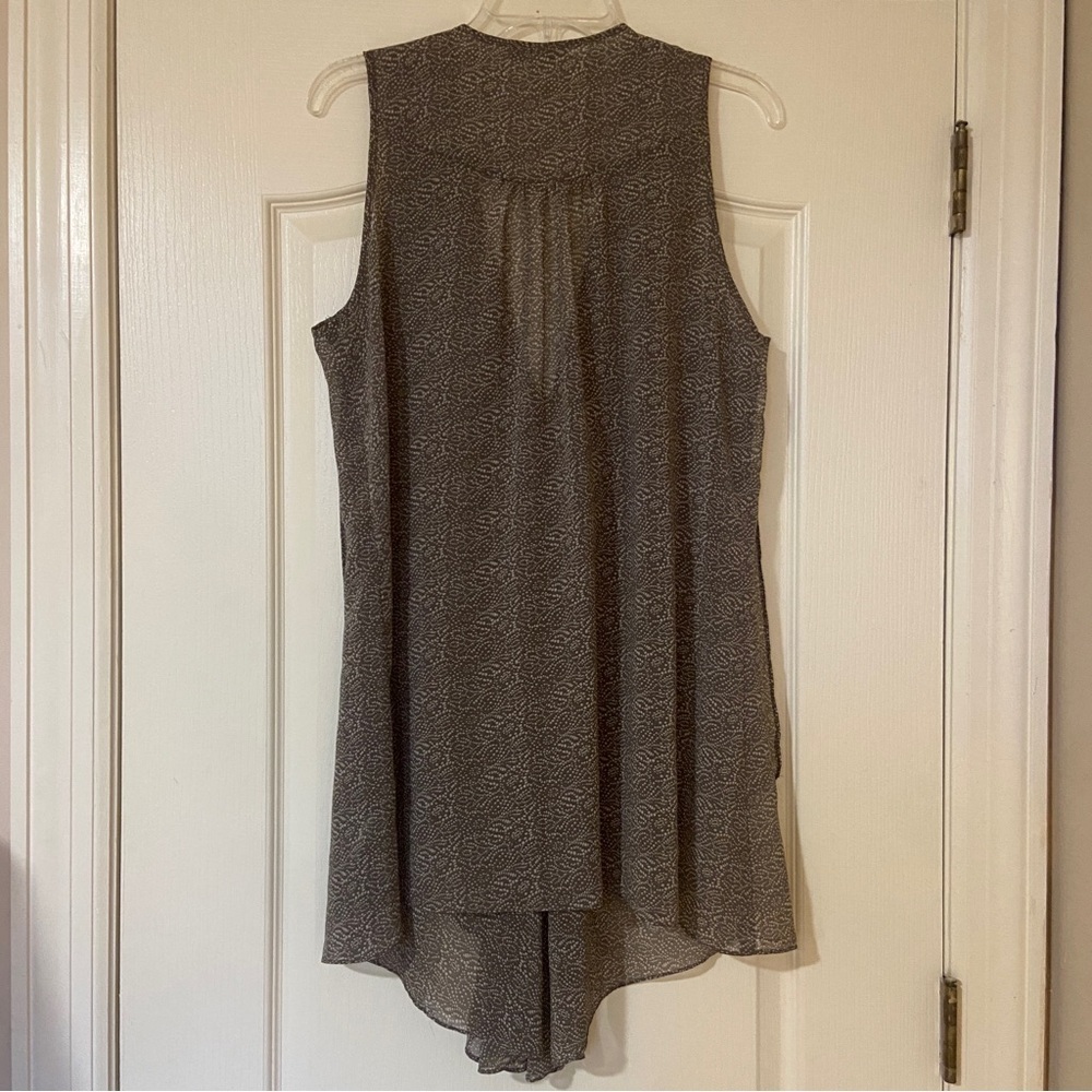 CAbi Sleeveless Drape Vest - Picture 2 of 11